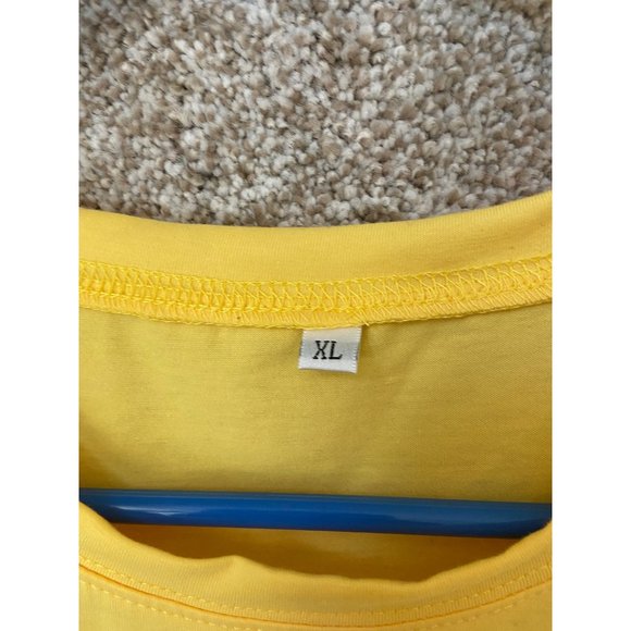 Woman’s Yellowstone Wheeler Graphic Print Yellow T Shirt Top Size XL - Picture 4 of 6